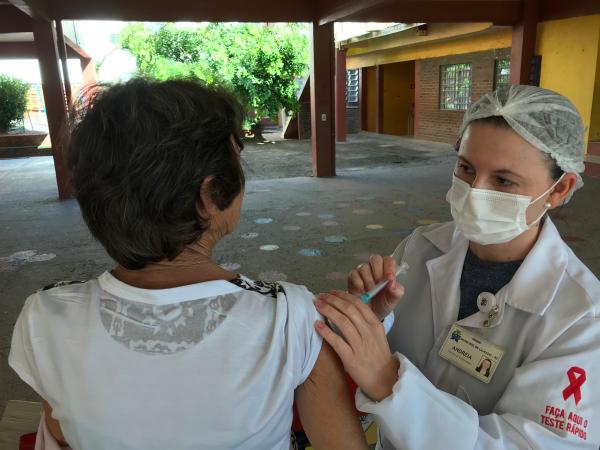 Slan é o local de vacinação no Bairro Centro