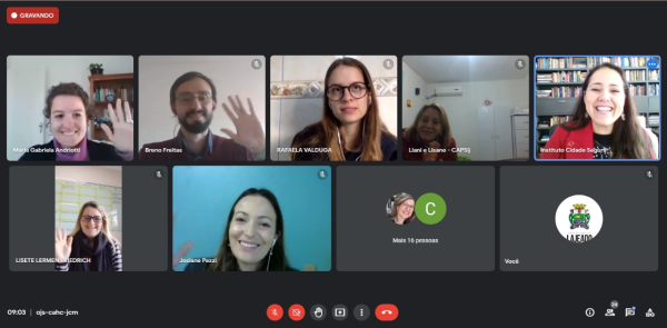 O curso ser realizado em duas etapas, com capacitaes online e presencial